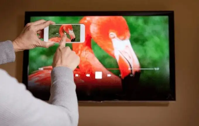 Cách kết nối không dây điện thoại với TV
