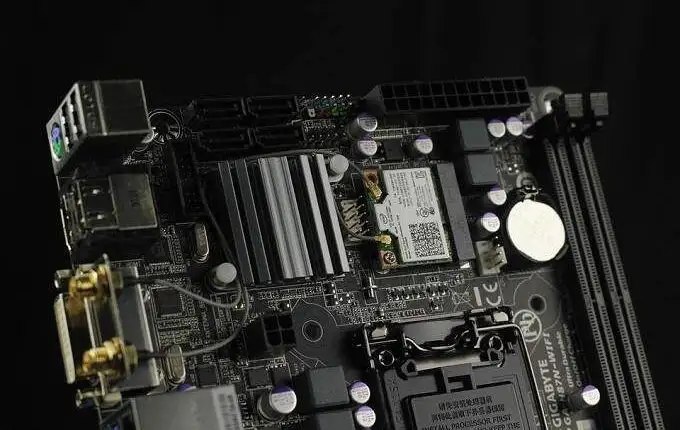  Tôi có nên cập nhật BIOS của mình không?  Làm thế nào để kiểm tra nếu cần một cái
