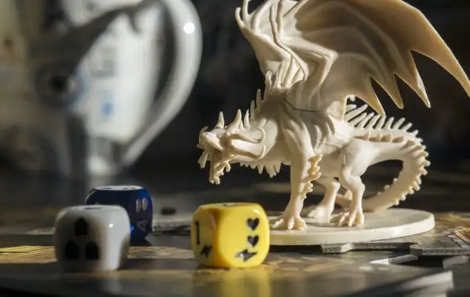 13 Quà tặng cho Dungeon và Rồng tốt nhất dành cho người chơi DND

