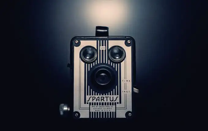 7 trang web để tìm các cảnh quay trong miền công cộng cho các dự án video của bạn
