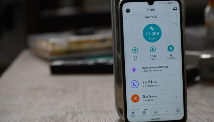  Fitbit tiếp tục không đồng bộ hóa?  6 Mẹo khắc phục sự cố
